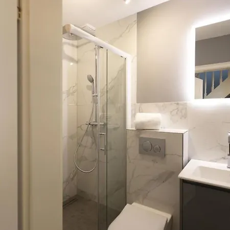 Apartmán House 2 *